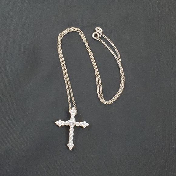 18" Sterling Silver Necklace CZ Cubic Zirconia Jeweled Studded 925 Cross Pendant - Picture 6 of 10
